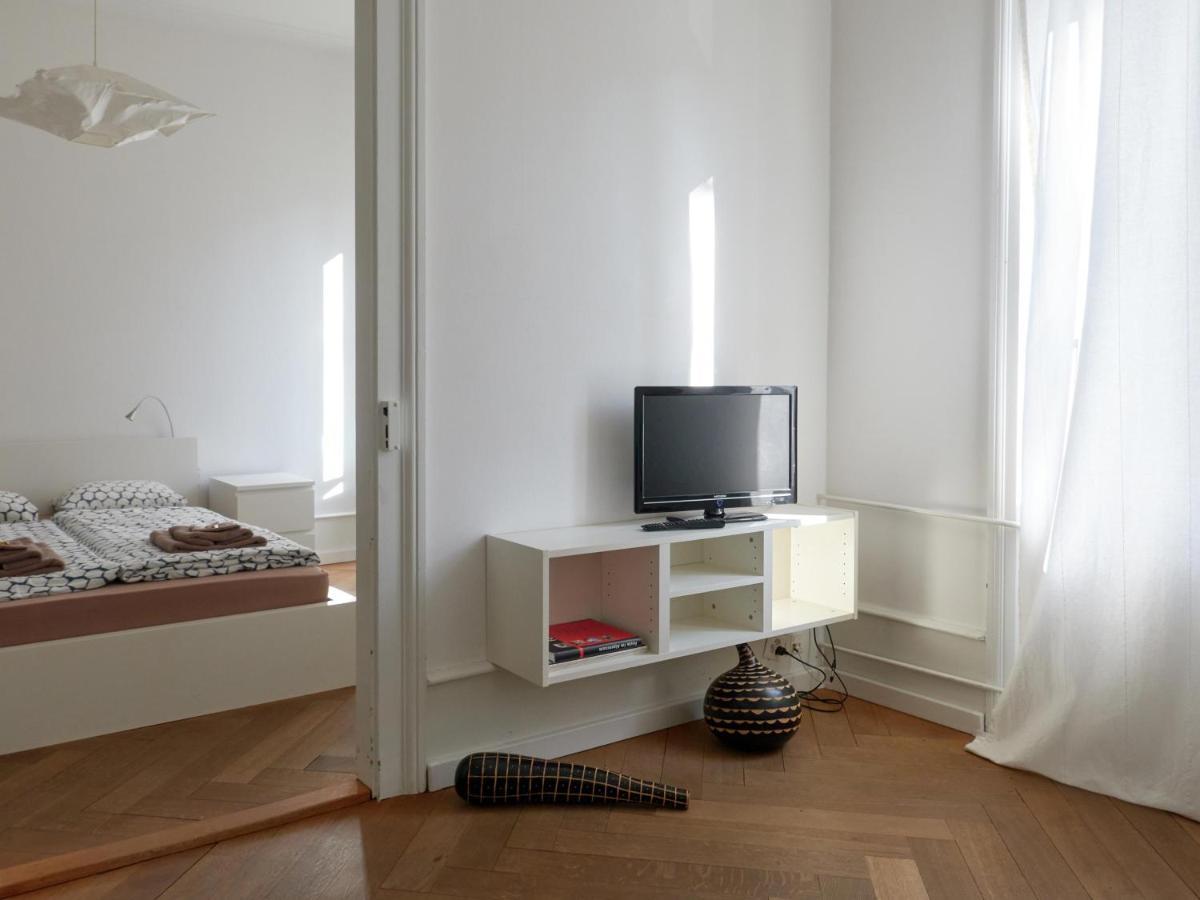 Apartments Spalenring 10 Basel Bagian luar foto