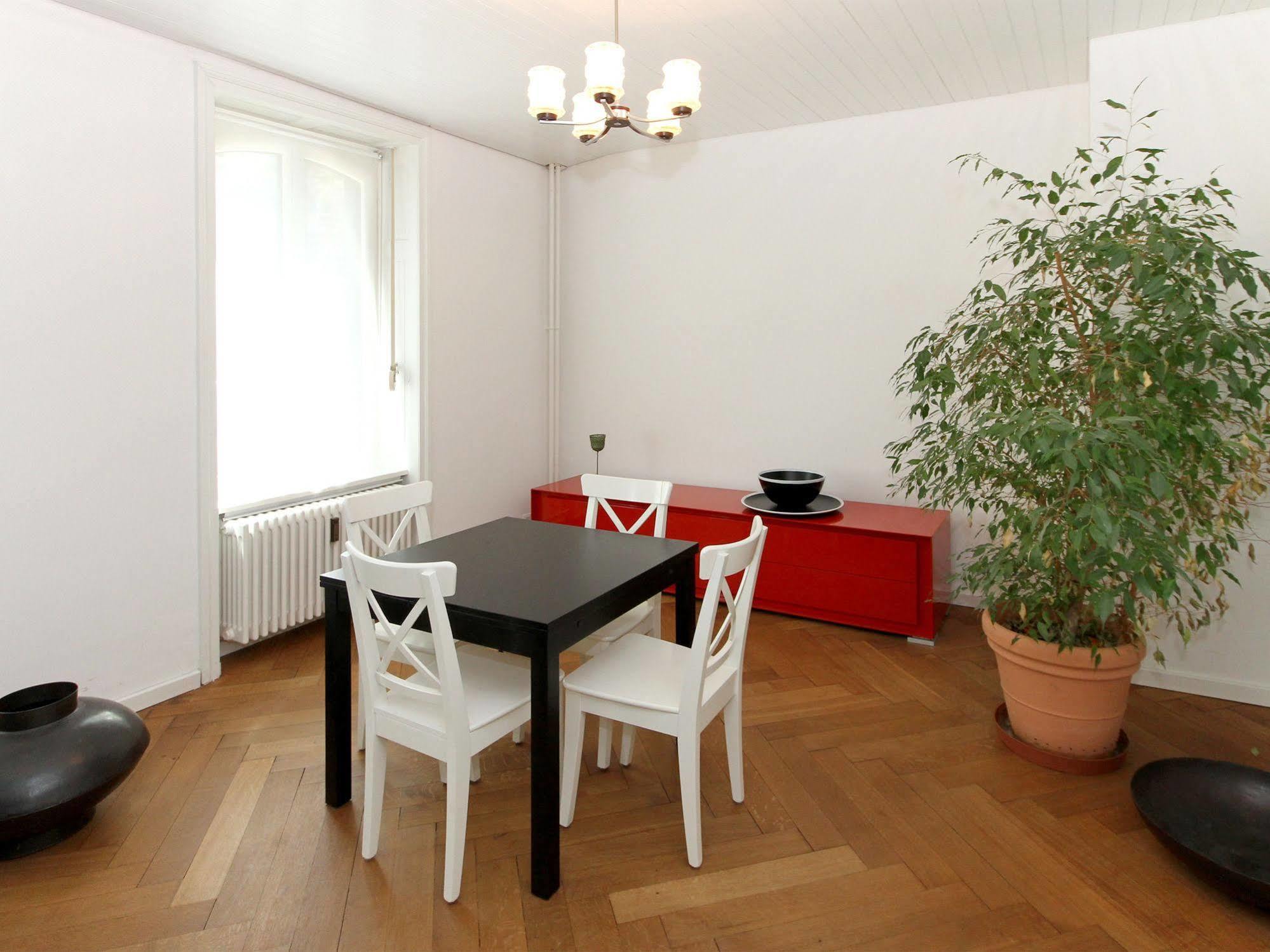 Apartments Spalenring 10 Basel Bagian luar foto