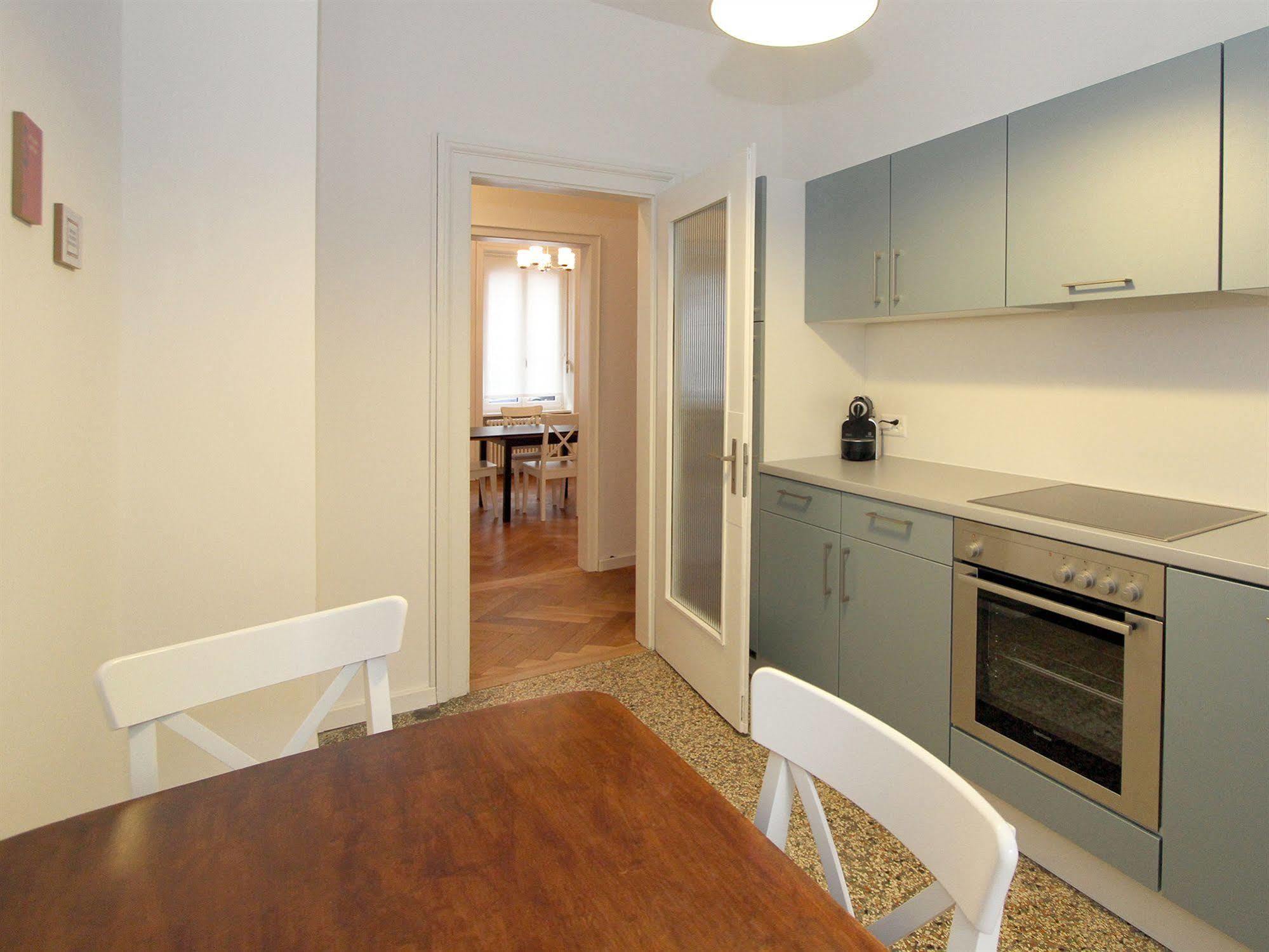 Apartments Spalenring 10 Basel Bagian luar foto