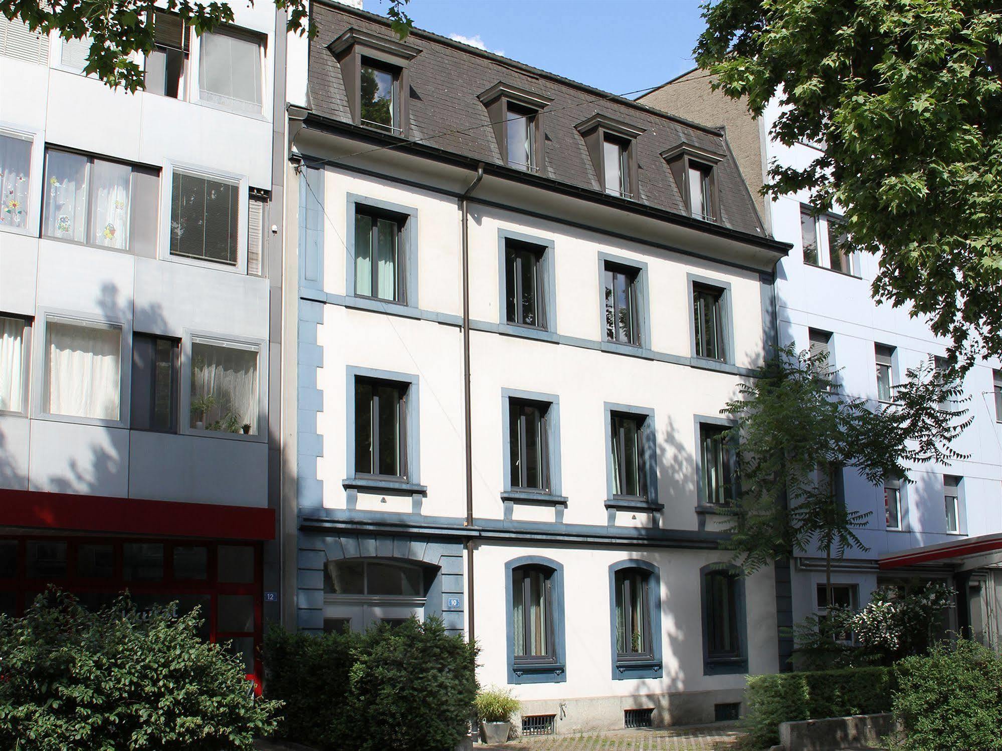 Apartments Spalenring 10 Basel Bagian luar foto